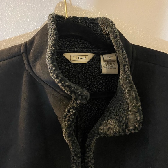 L.L. Bean - Picture 5 of 6